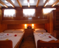 Triple Cabin